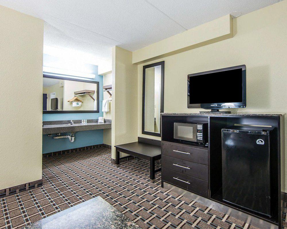 Oyo Hotel Knoxville Tn Cedar Bluff I-40 Екстериор снимка