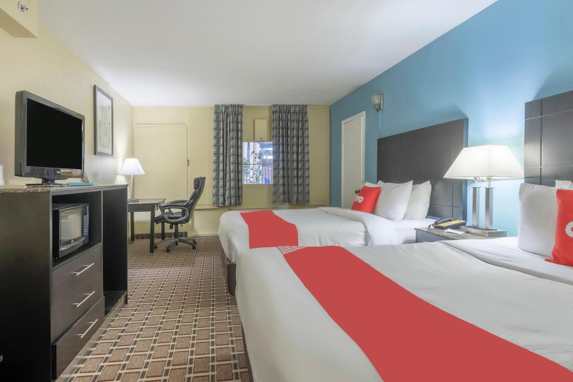 Oyo Hotel Knoxville Tn Cedar Bluff I-40 Екстериор снимка