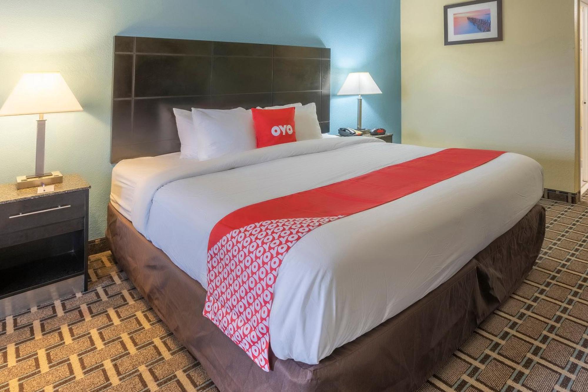 Oyo Hotel Knoxville Tn Cedar Bluff I-40 Екстериор снимка