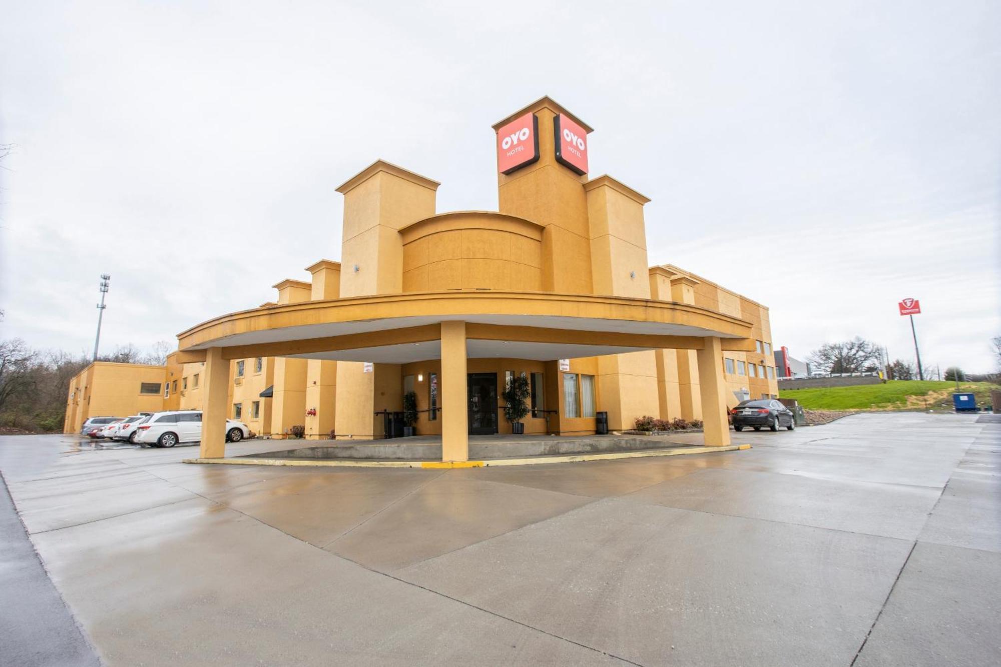 Oyo Hotel Knoxville Tn Cedar Bluff I-40 Екстериор снимка