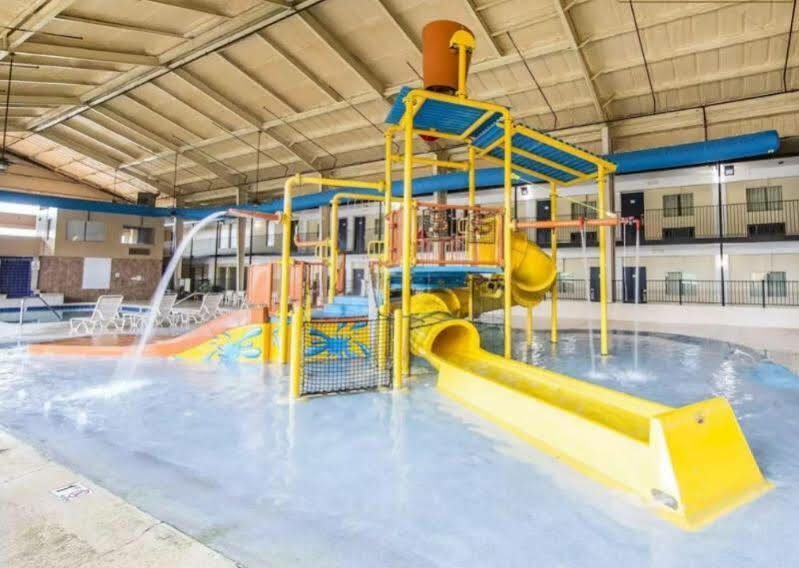 Oyo Hotel Knoxville Tn Cedar Bluff I-40 Екстериор снимка